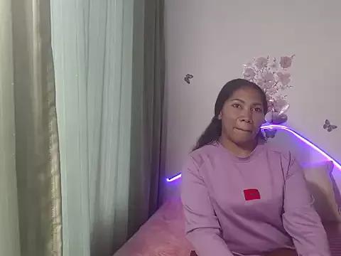 Maryxs from StripChat is Freechat