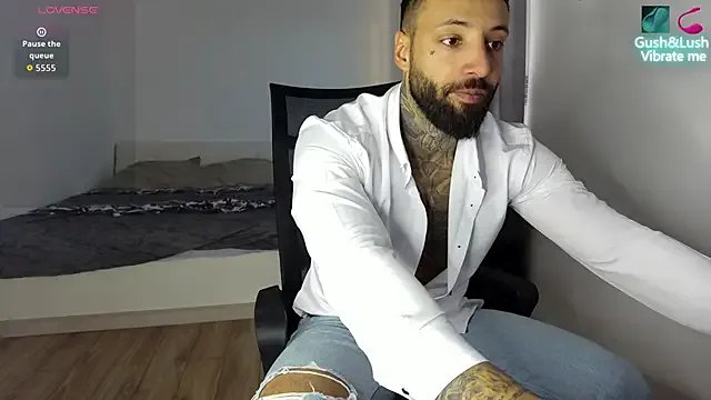 Freechat MasculineGuy99 on StripChat