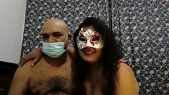 Maya_QueenSL from StripChat is Freechat