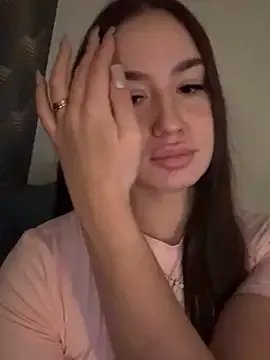 MayaGlow on StripChat