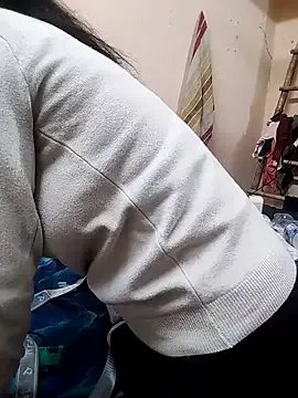 Freechat meenu_bhabhi547 on StripChat