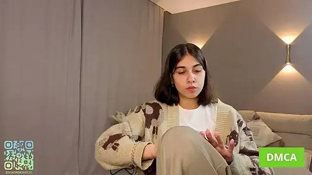 MeiFrock from StripChat is Freechat