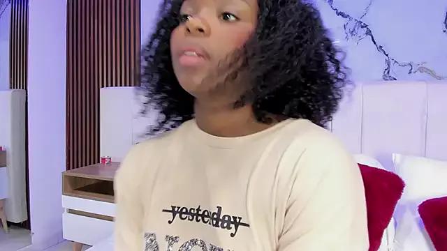 Melanyy_Ebonny from StripChat is Freechat