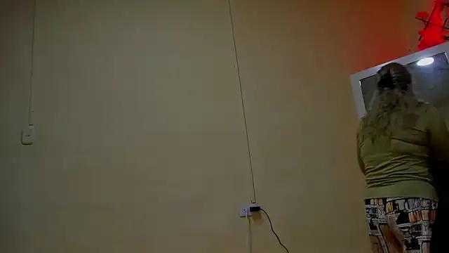 melisa_sinclair from StripChat is Freechat