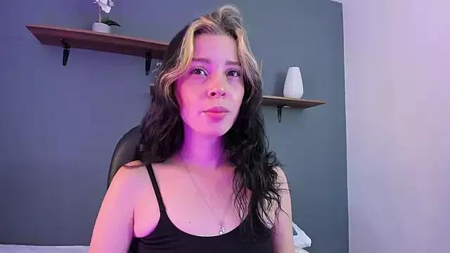melissajhons_ from StripChat is Freechat