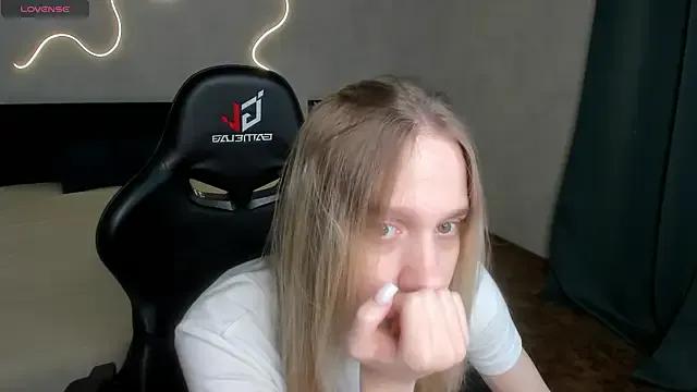 mellisadream from StripChat is Freechat