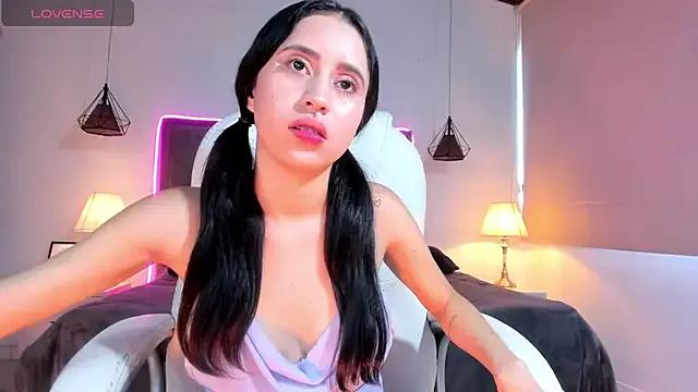 Mia_Lenox_ from StripChat is Freechat