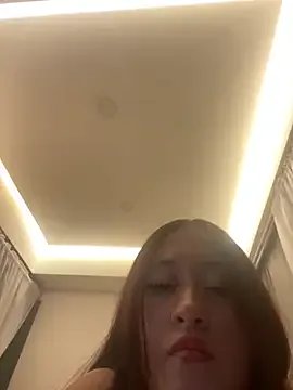 Freechat Mia_Lux77 on StripChat