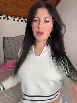 Mia_salinass from StripChat is Freechat