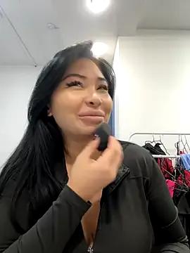Mia_stepMOM from StripChat