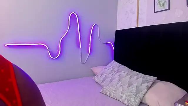 Freechat MIAROGGERS on StripChat