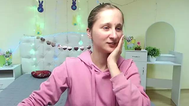 MichelLeee from StripChat is Freechat