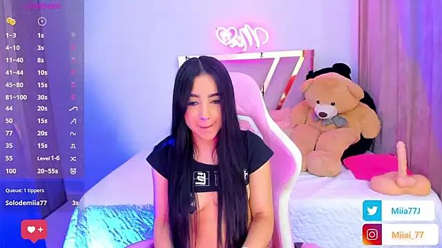 Freechat Miia77_ on StripChat