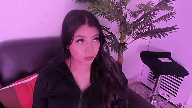 Miia_Thompsonn from StripChat