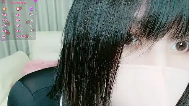 miistrip from StripChat is Freechat