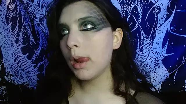 mikaskullcs from StripChat is Freechat