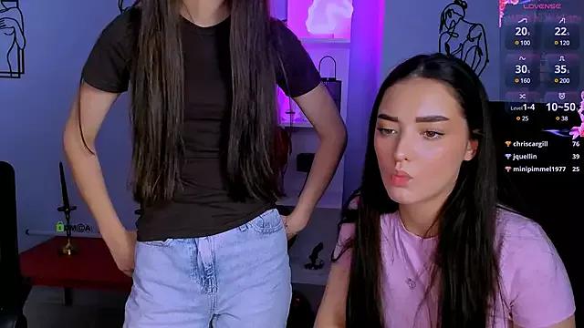 miki-niki from StripChat