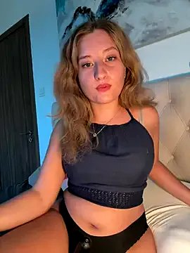 Freechat MileySummer on StripChat