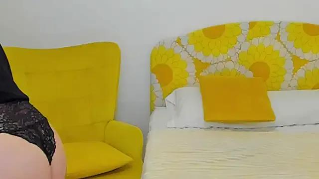 milf_penelope on StripChat