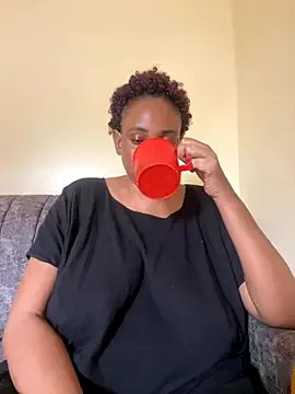 Private milky_mom on StripChat