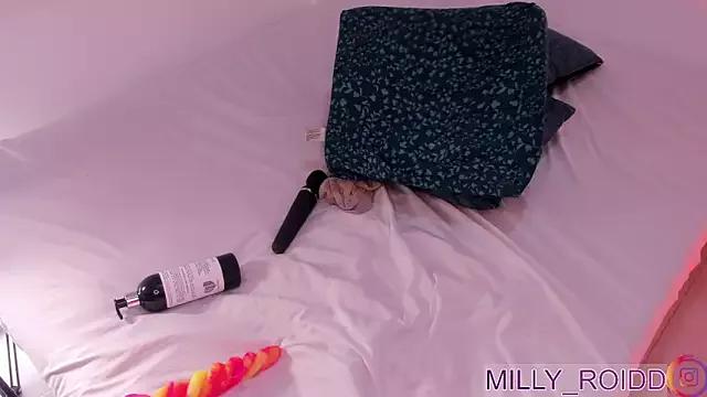 Milly_roidd from StripChat
