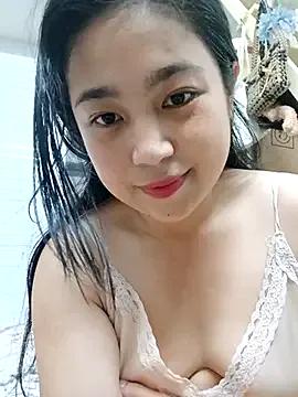 Minn-cute from StripChat is Freechat