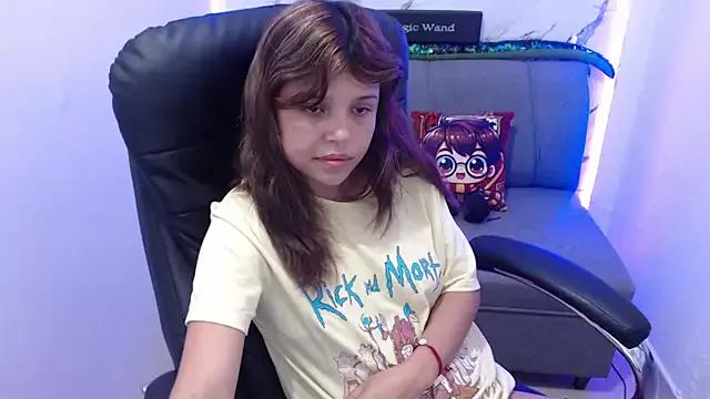 Minnie_cake from StripChat