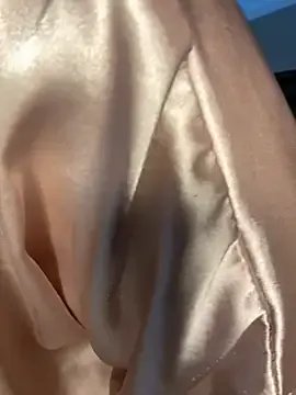 Freechat MisFrekcles_ on StripChat