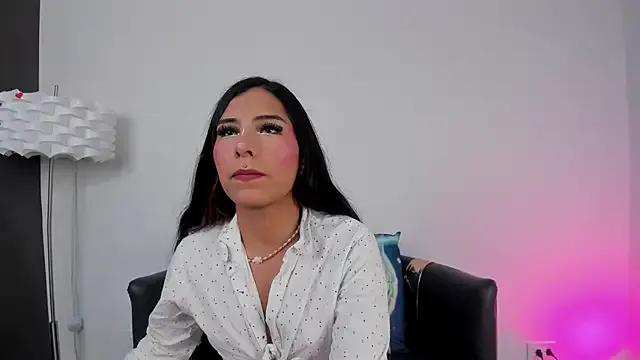 miss__allison — very mesy atm , destroit my ass