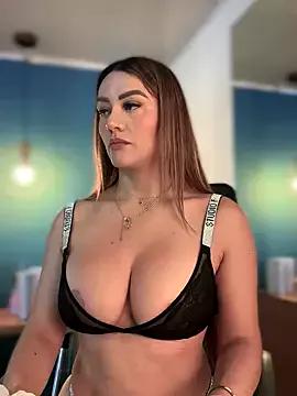 Miss_ary from StripChat