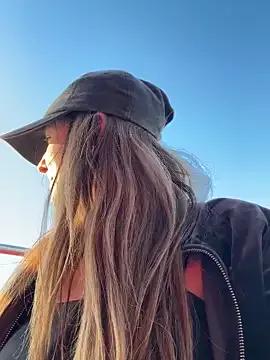 MissMay from StripChat is Freechat