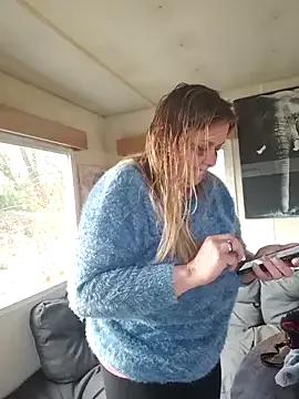 Misspapillon1840 on StripChat