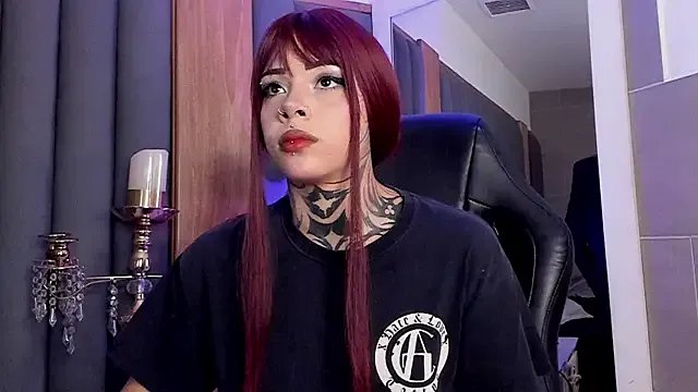 misstomie_ on StripChat 