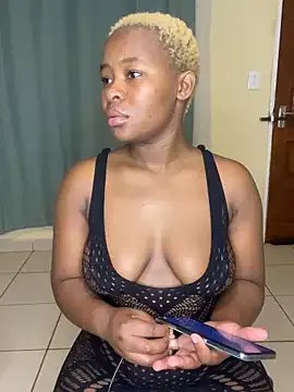 Freechat MiyaXo2 on StripChat