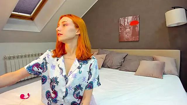 Mollly_Rouge from StripChat