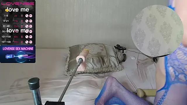 Private mom4you on StripChat