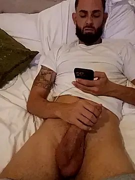 Freechat momentum2023 on StripChat