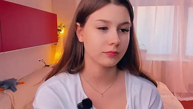 MondoNeko — squeeze my booty<3