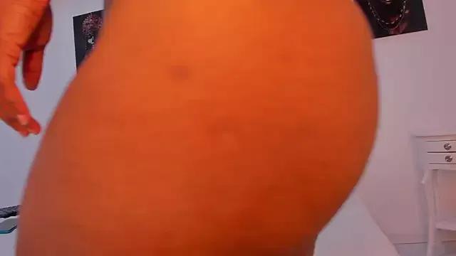 MorenaaFire from StripChat is Freechat