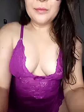 morenaq from StripChat is Freechat
