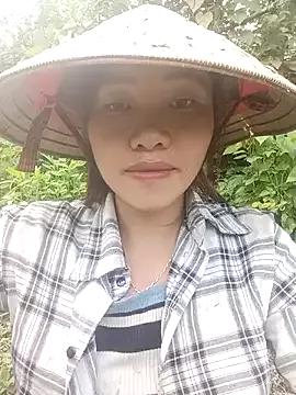 mpphung87 from StripChat is Freechat