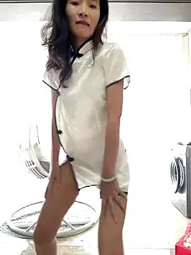 muxin_love from StripChat is Freechat