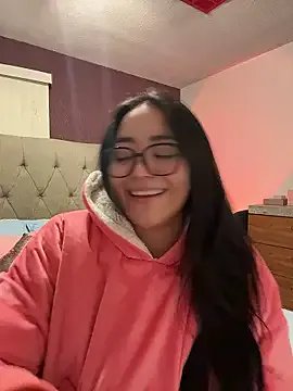 MyHoneyFrida — Qutame la pijama