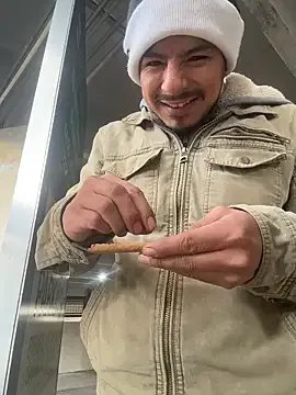 Freechat MynameisPaco on StripChat