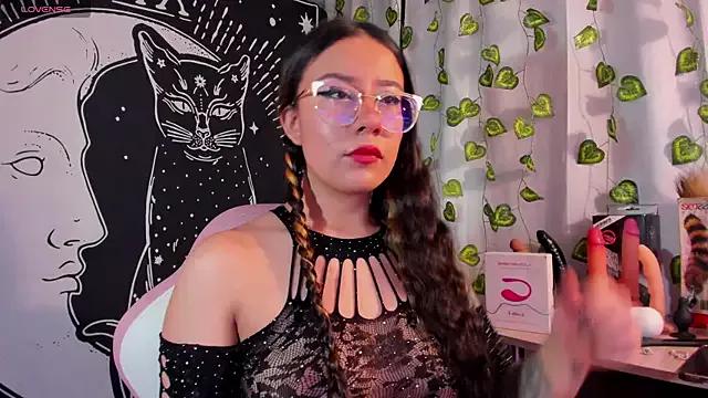 mystikgoddess__ from StripChat is Freechat