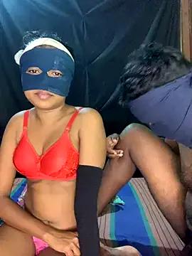 Private Nadi67_ on StripChat