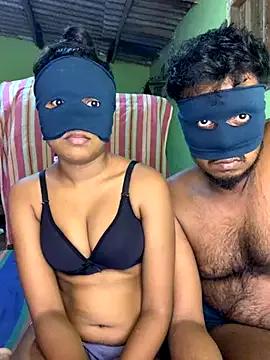 Private Nadi67_ on StripChat