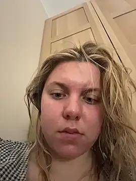 Nallinee on StripChat 