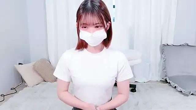 Group NANA_chan_1 on StripChat