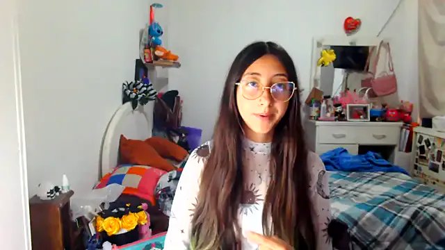 Nanylux on StripChat 